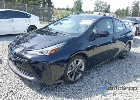 2021 Toyota Prius Xle z USA, uszkodzony, nr VIN JTDKAMFU8M3136565